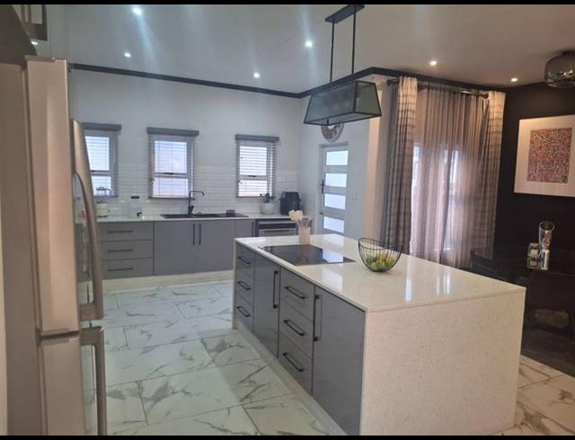 3 BEDROOM HOUSE FOR SALE IN RIVERSPRAY LIFESTYLE ESTATE